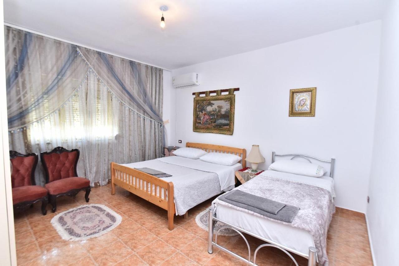 Auberge de jeunesse Marku *