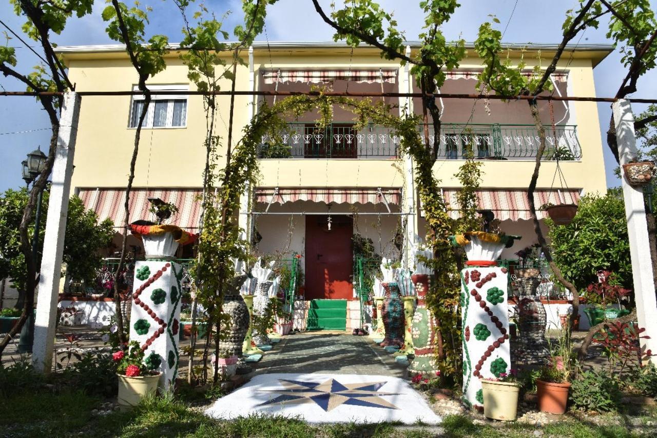 Auberge de jeunesse Marku *